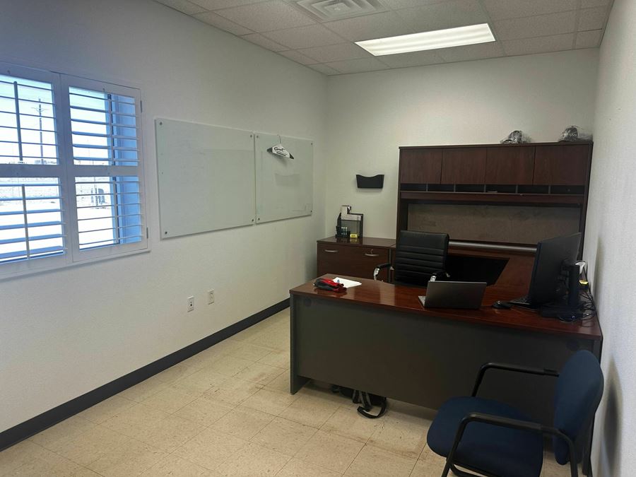 Prime Office/Warehouse Sublease Opportunity