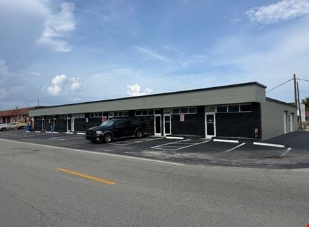 Preview of Industrial space for Rent at 4316-4318 NE 5 Avenue