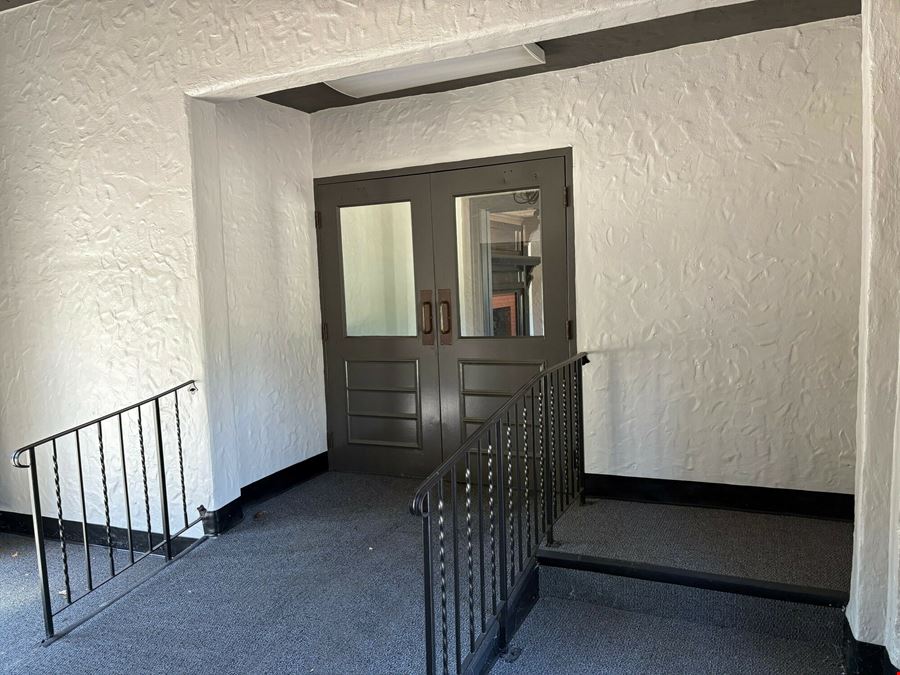 Former Parasson's Italian Restaurant