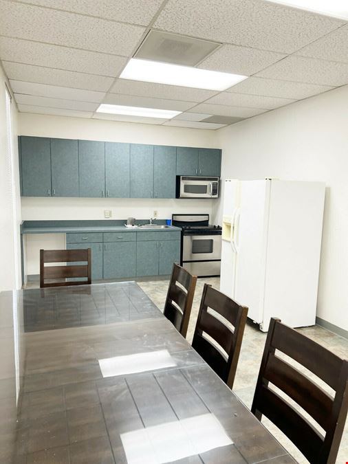 3211 Auto Plaza, Suite A