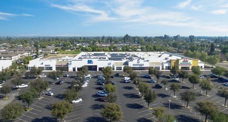 Preview of commercial space at 4975 E Kings Canyon Road