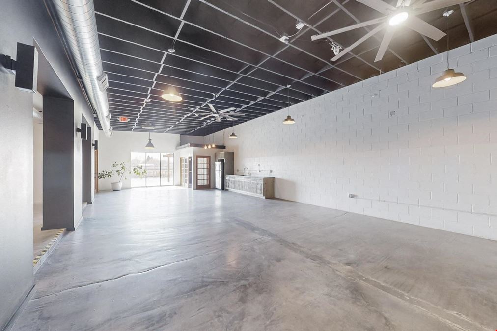CLASS A LOS RANCHOS OFFICE/RETAIL SPACE