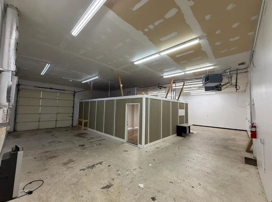 400 Business Centre Dr