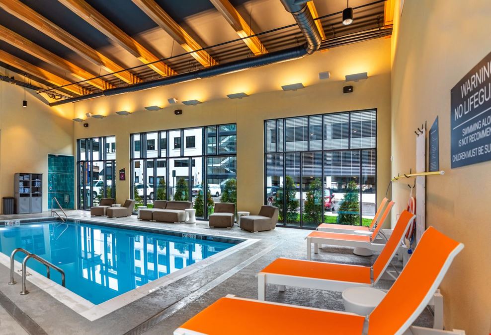 Aloft, Columbus at Easton