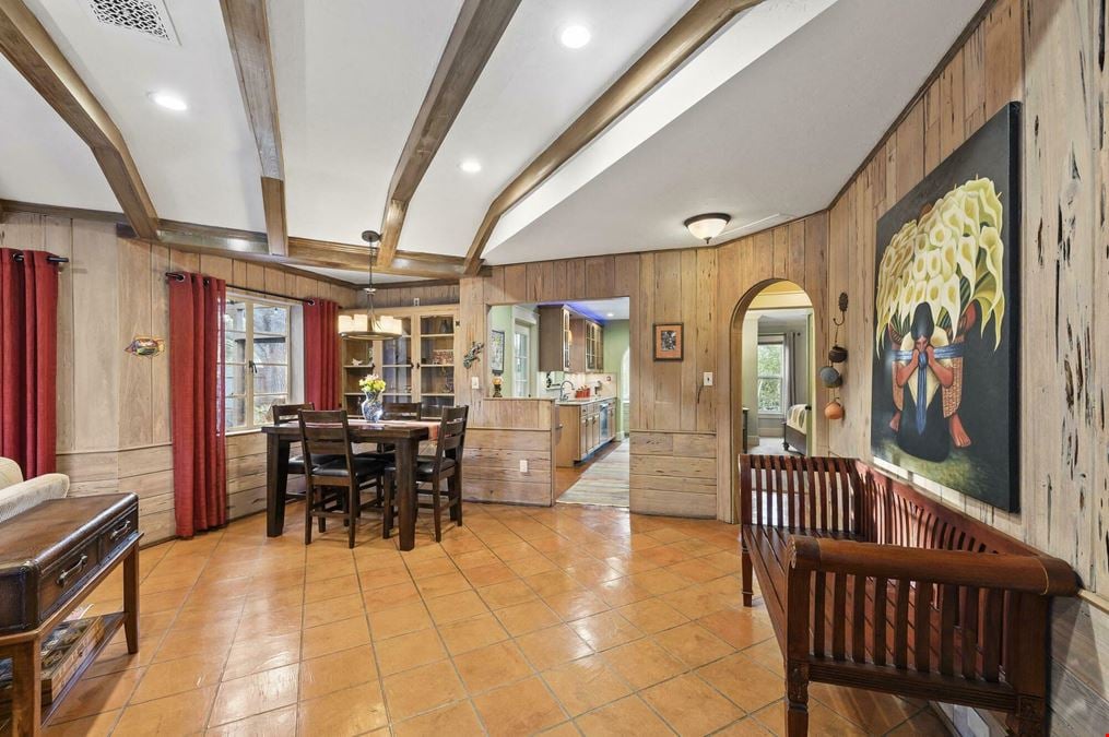 941 Virginia Dr