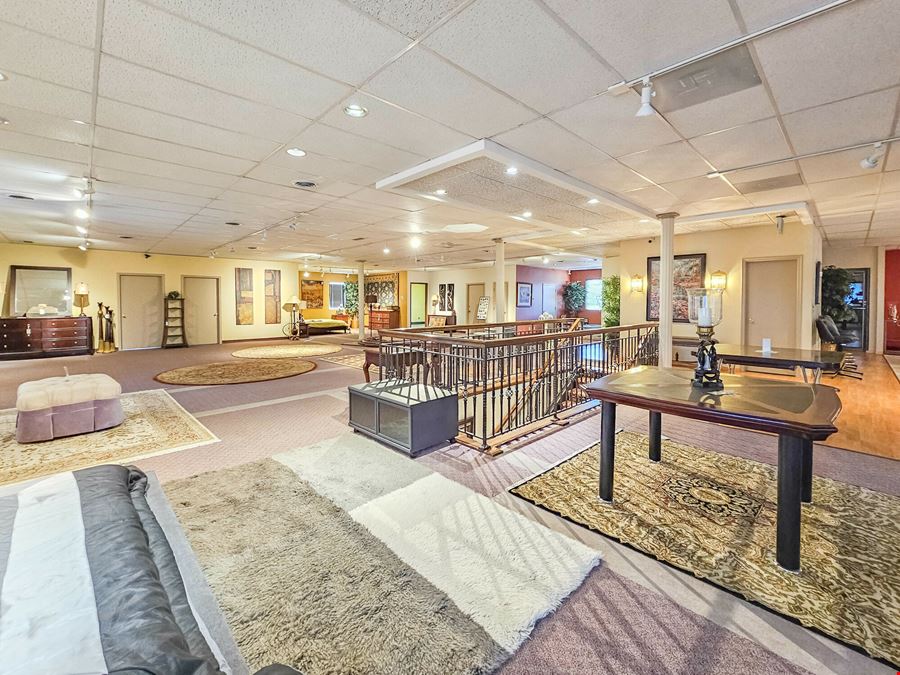 Retail Building for Lease