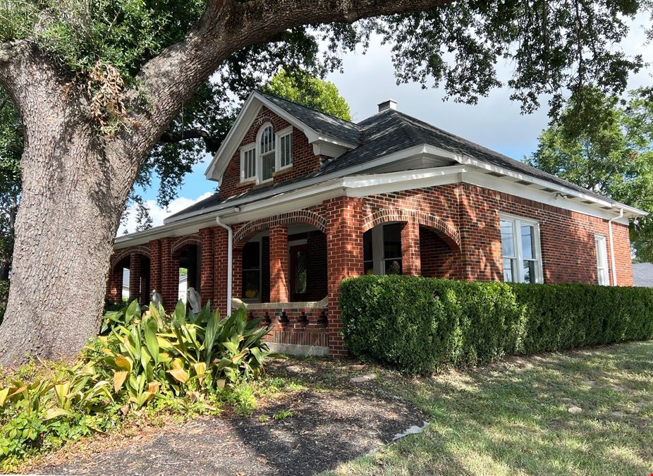 717 East 1st Street