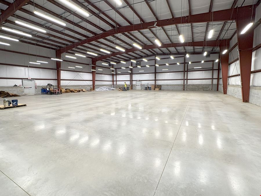 Phoenix Industrial Park - 10,000 SF Warehouse Available