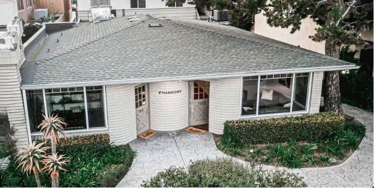 Preview of Unassigned space for Rent at 7814 Ivanhoe Ave