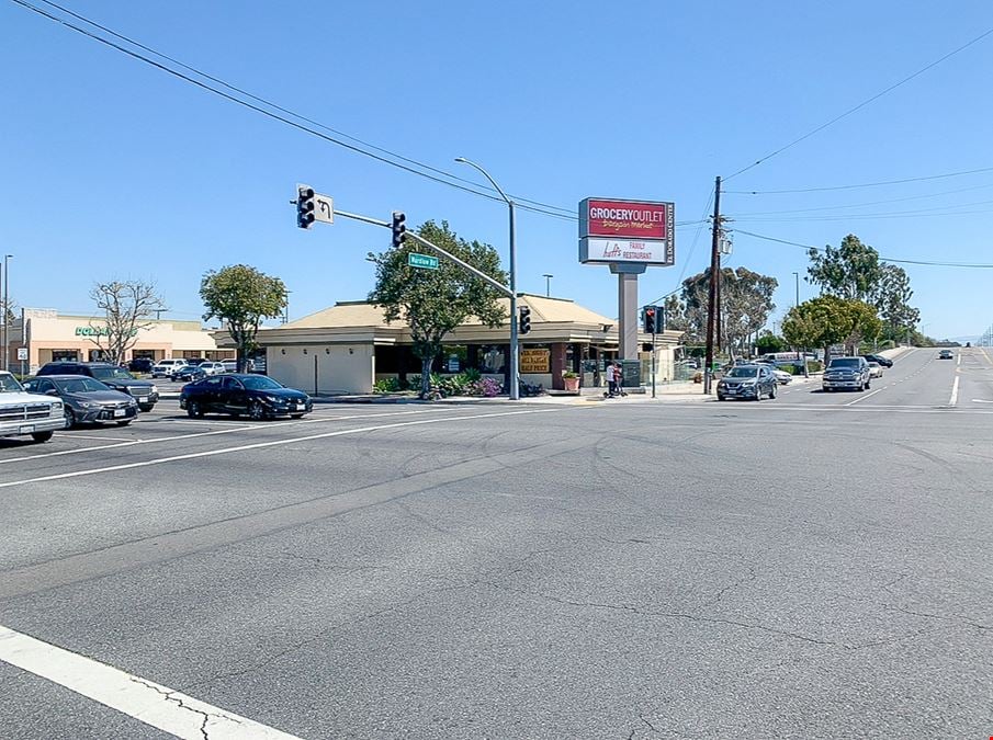 Retail + Restaurant | El Dorado Center