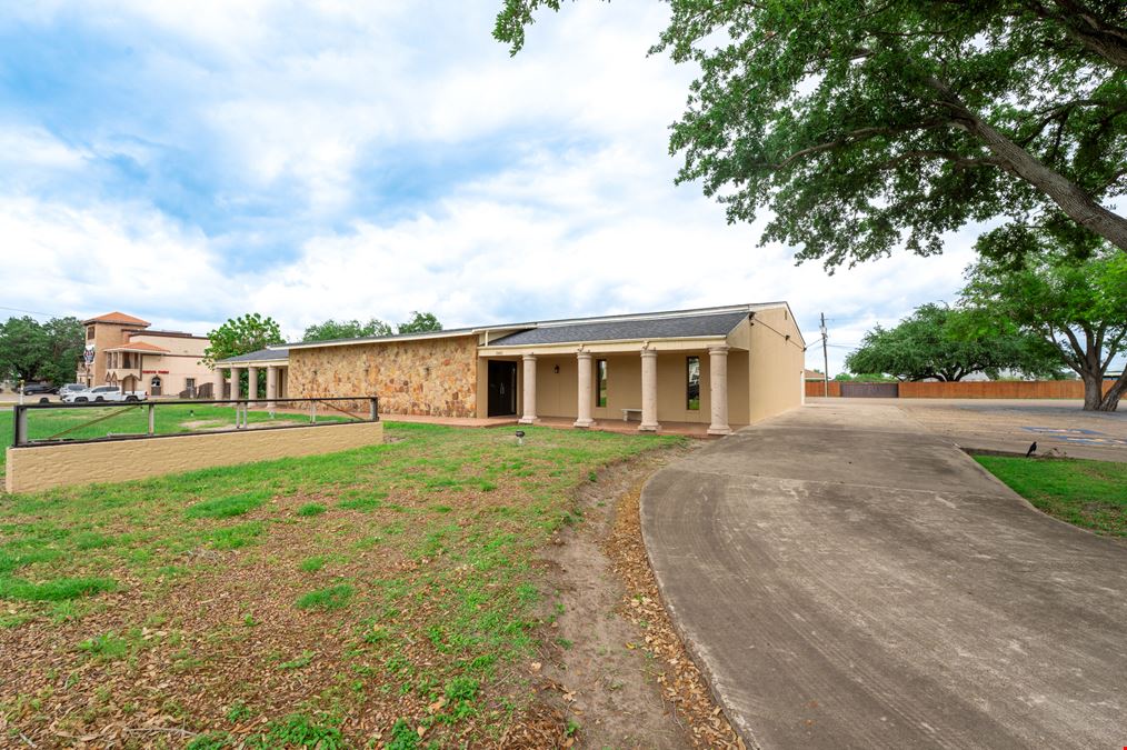 2.31 ±AC | Mixed-Used Opportunity  | Zoned B-2 | Weslaco, TX