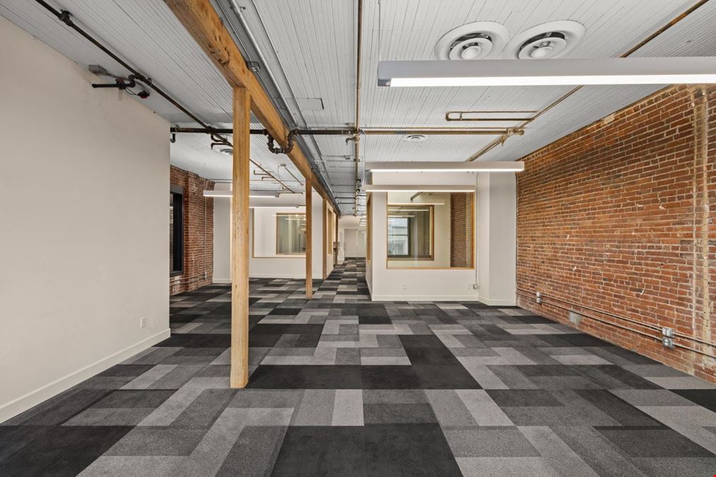 The Loft at 827 SW 2nd Ave