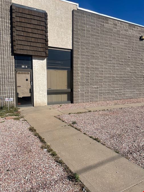 6863 - 6865 E 48th Ave