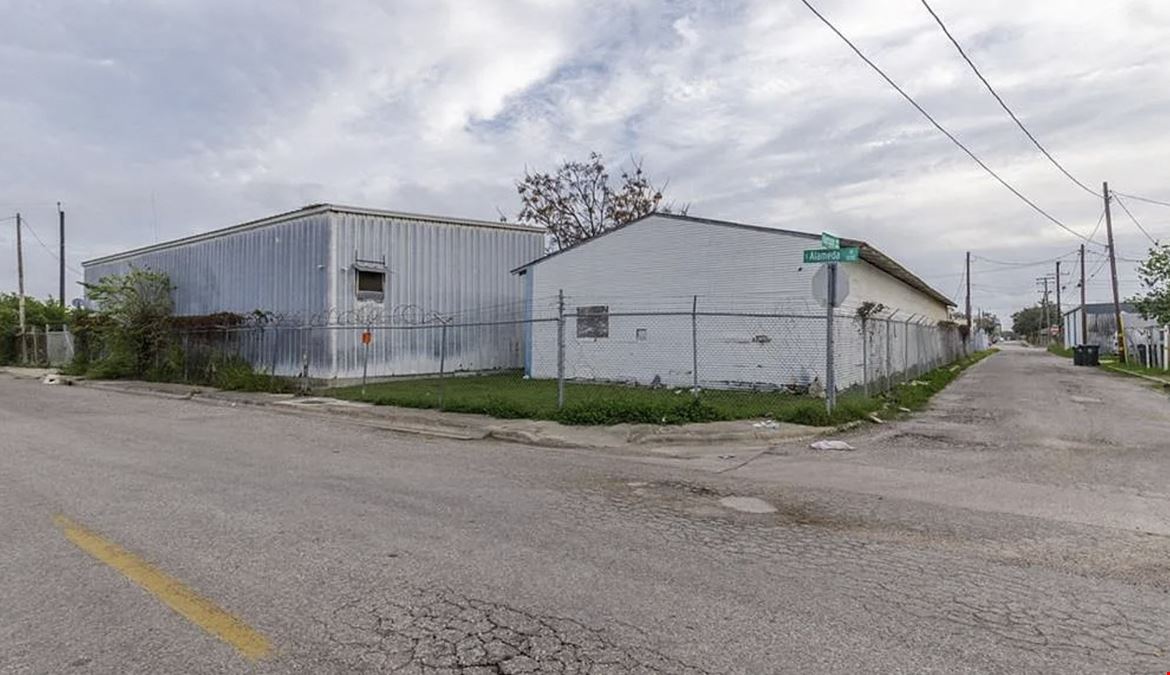 917 S Staples St