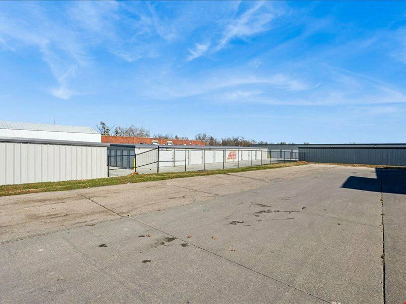 1101 Lincoln Way