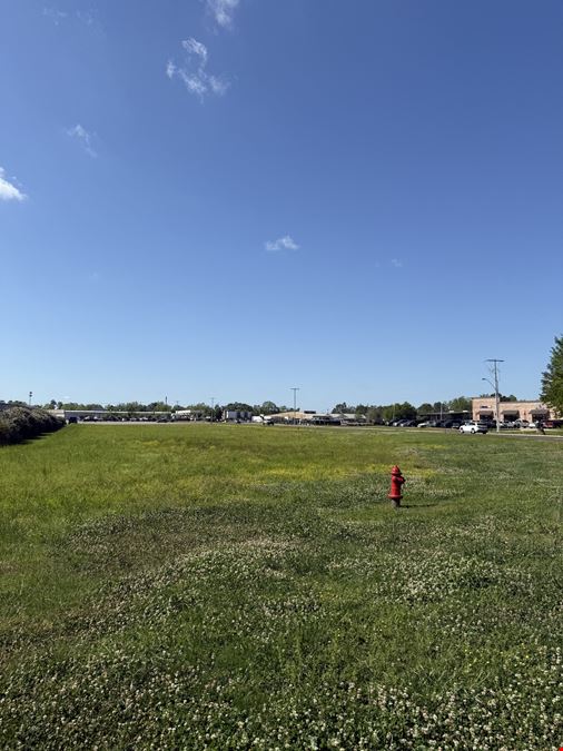 Outparcel - Lakeland Drive