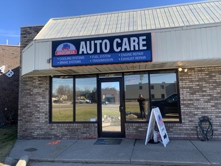 Preview of Retail space for Rent at 34010 Groesbeck Hwy