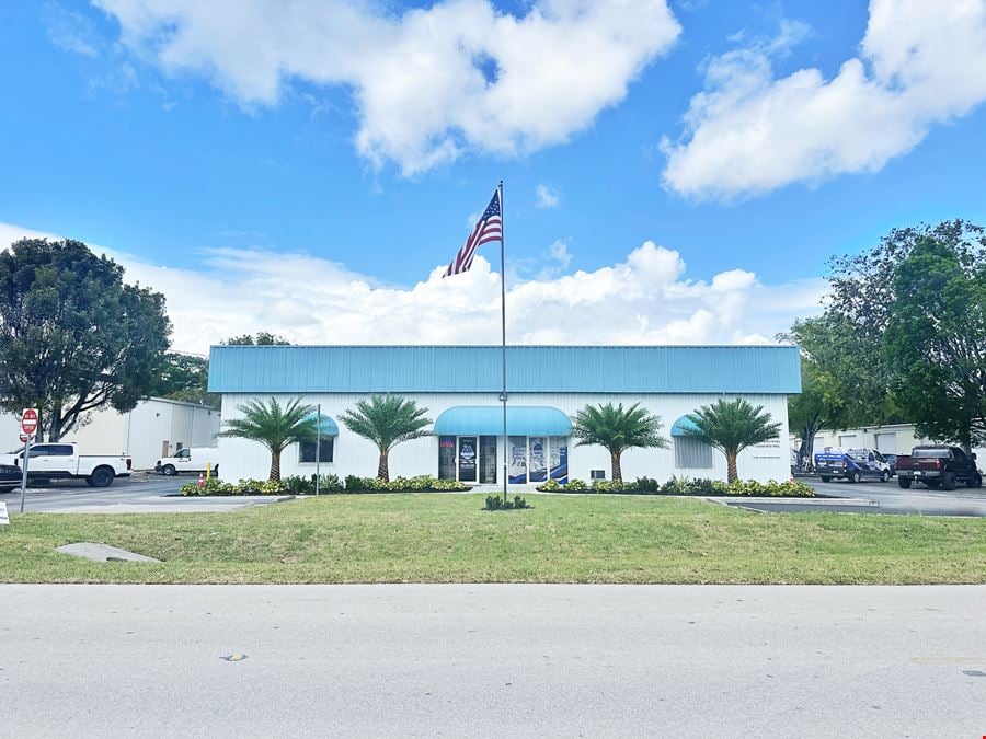 Industrial Flex Condos Near Naples Airport