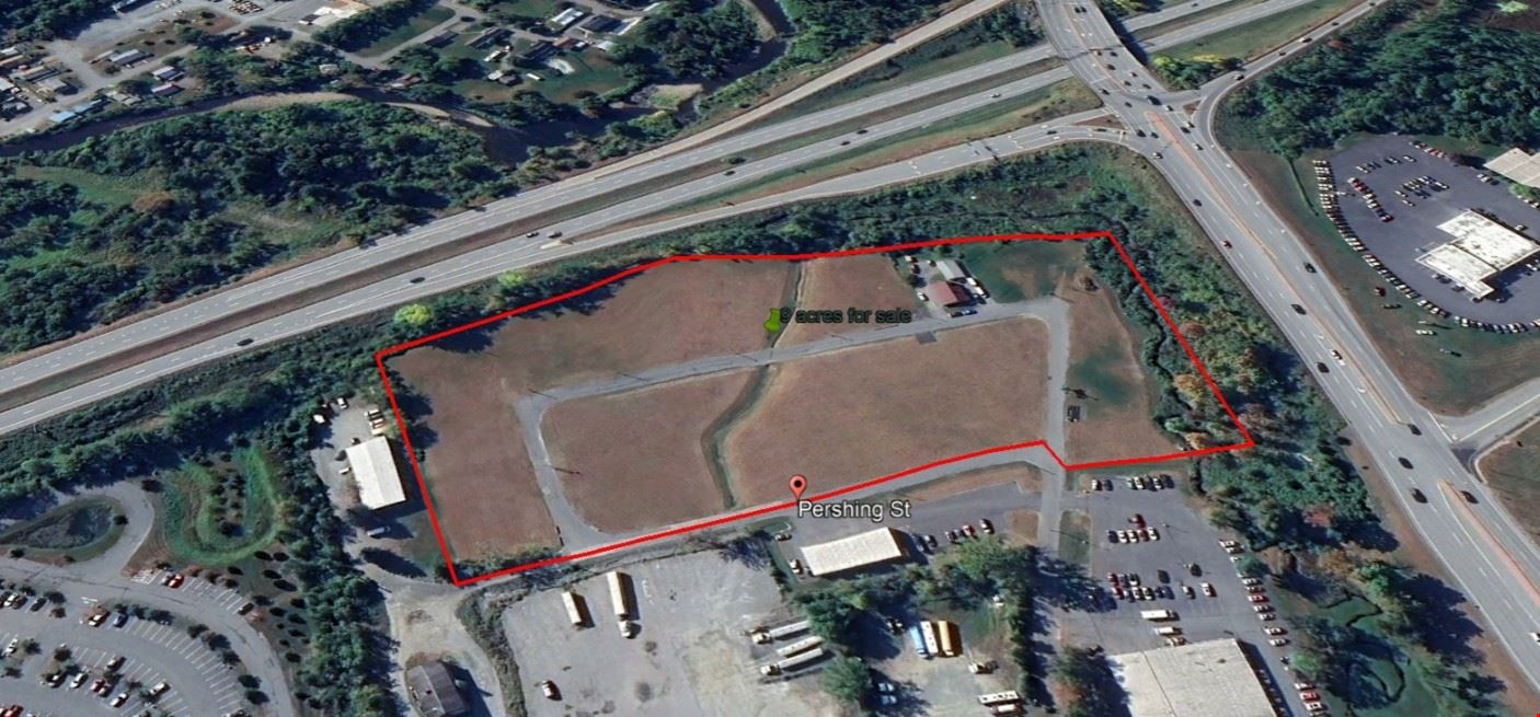 8.8 acres 100% location I-89 frontage