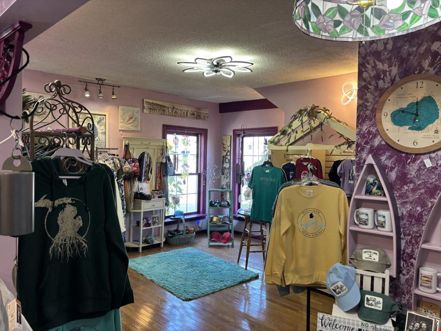 Candle Cottage – Turnkey Gift Shop & Business Opportunity