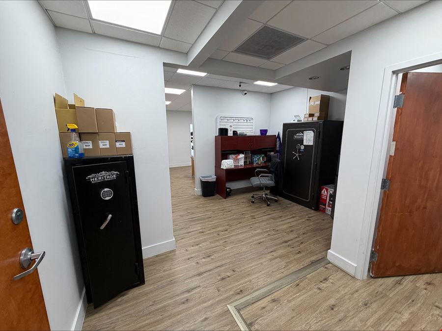 Westland Commons | Suite 1738-1
