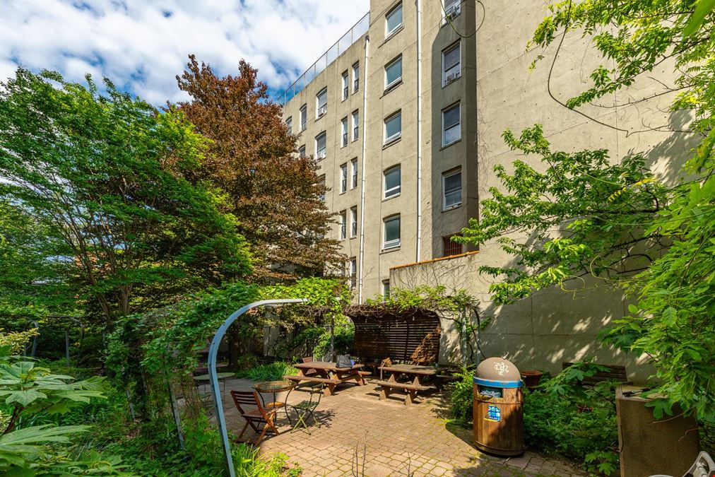 629 East 5th Street