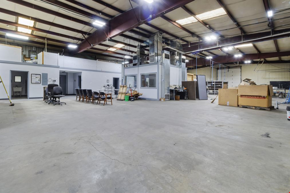 +/- 8,000 SF Industrial Building w/ I4 Zoning