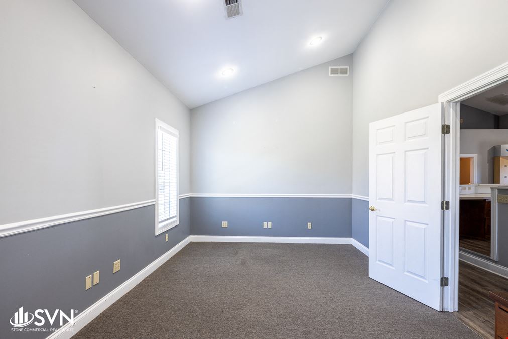 For Lease: High Visibility Richmond Office Suite