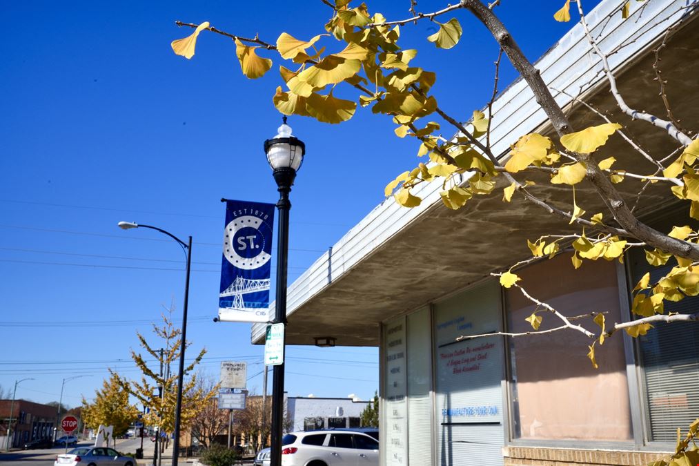 7,254 SF Warehouse / Retail Building For Sale or For Lease on Historic Commercial Street