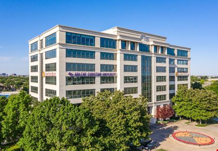 Preview of commercial space at 16633 N Dallas Pky