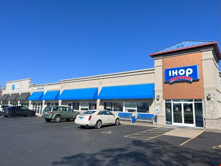 Preview of Retail space for Rent at 5012 N Big Hollow Rd