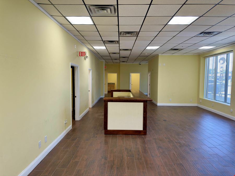For Lease – 2,340 SF Office/Retail Space in Crestview, FL