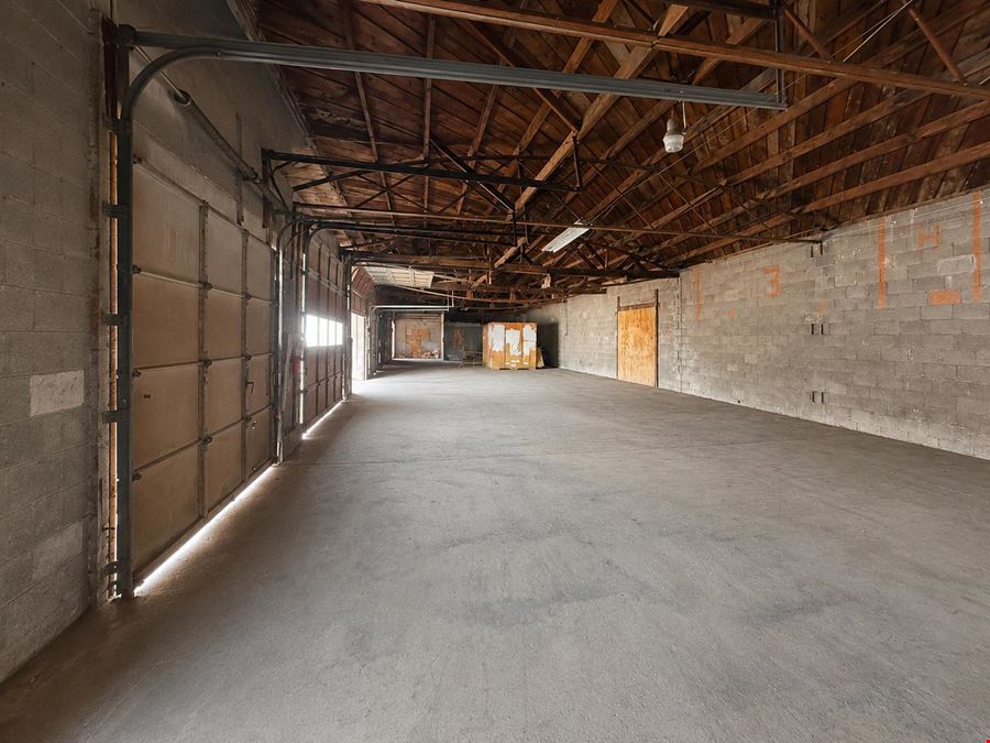 1502 Woodlawn Ave