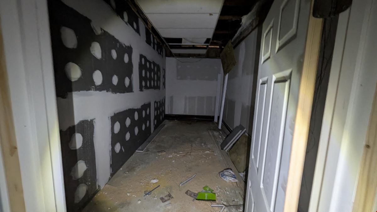 Retail Opportunity?? 206 County Street,