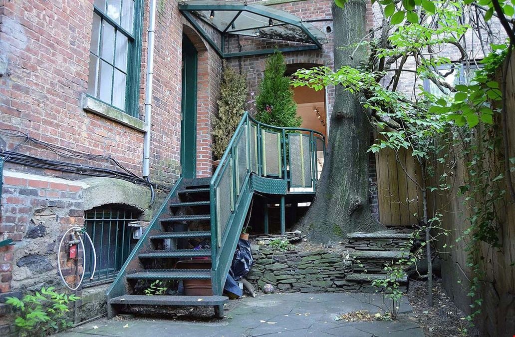 Bankruptcy Sale: 47 Perry Street