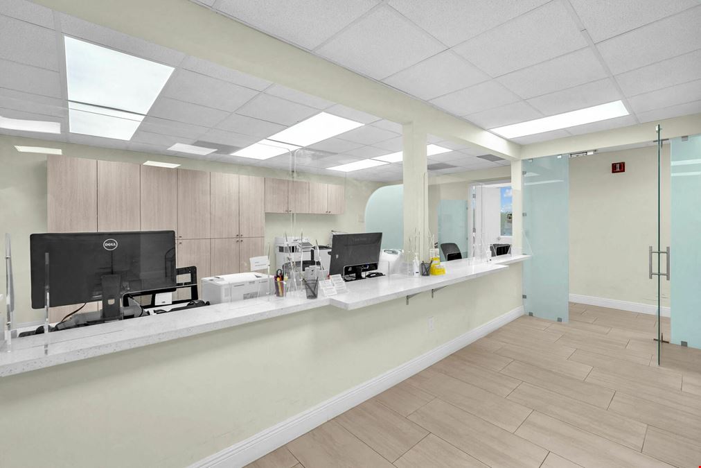 Centrum Plaza Suite #401