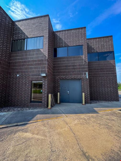 Marion Road Industrial Building - 2450 Marion Rd SE