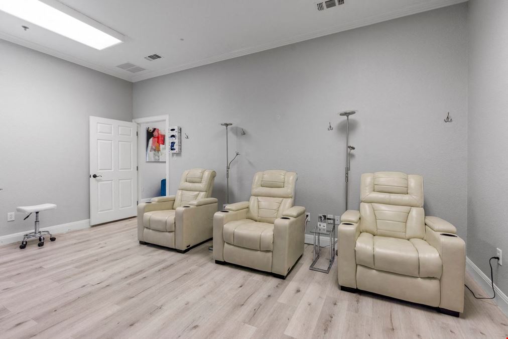 2615 E Southlake Blvd
