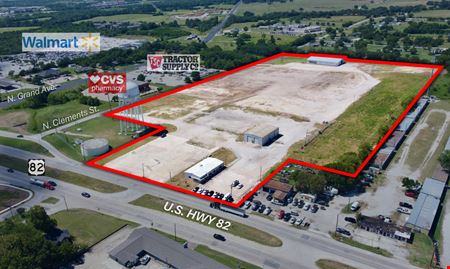 Preview of commercial space at 1401 U.S. 82