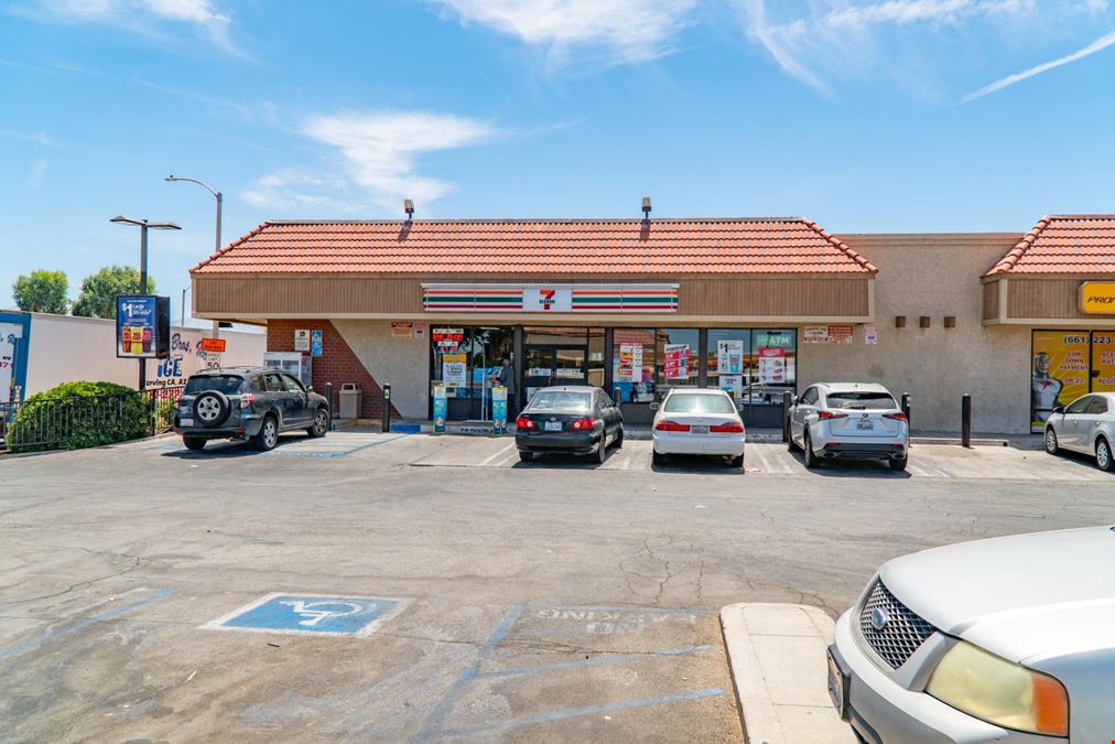 1852 East Palmdale Boulevard