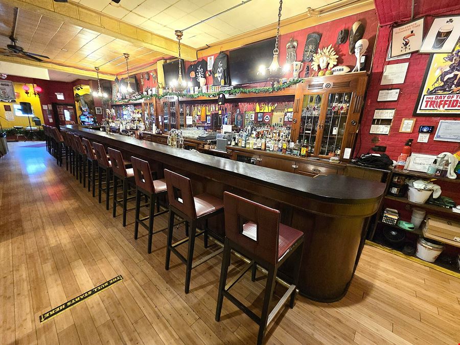 Lizard's Liquid Lounge