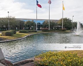 Sugar Land Business Park - 1111-1113 Gillingham Lane