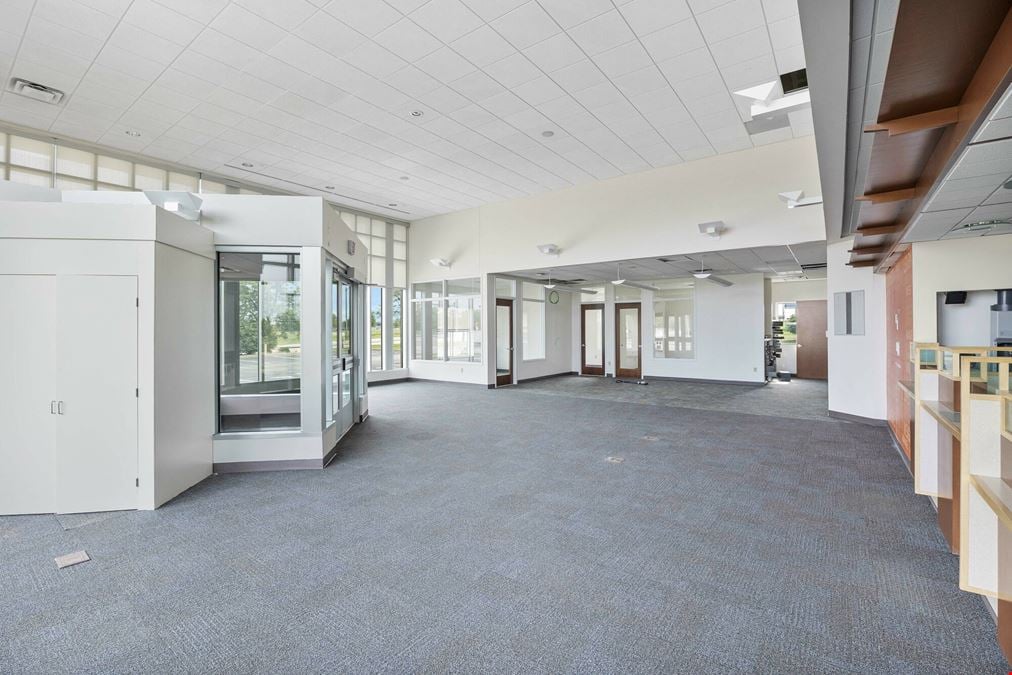 High Visability Retail - 2001 Shepard Rd