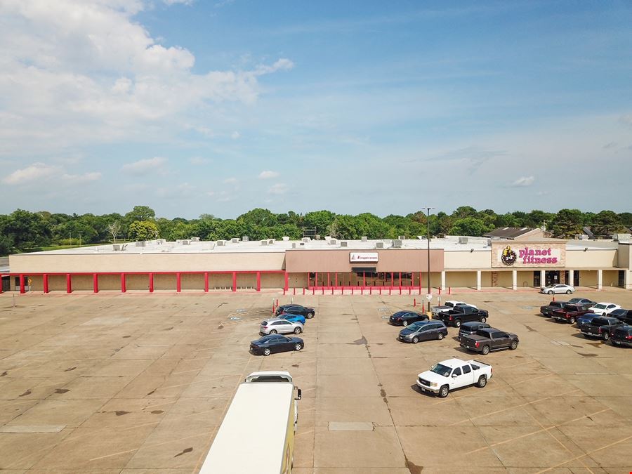 Fairway Plaza