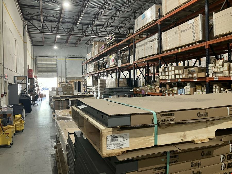 Premier Flex Space in Miramar Park of Commerce