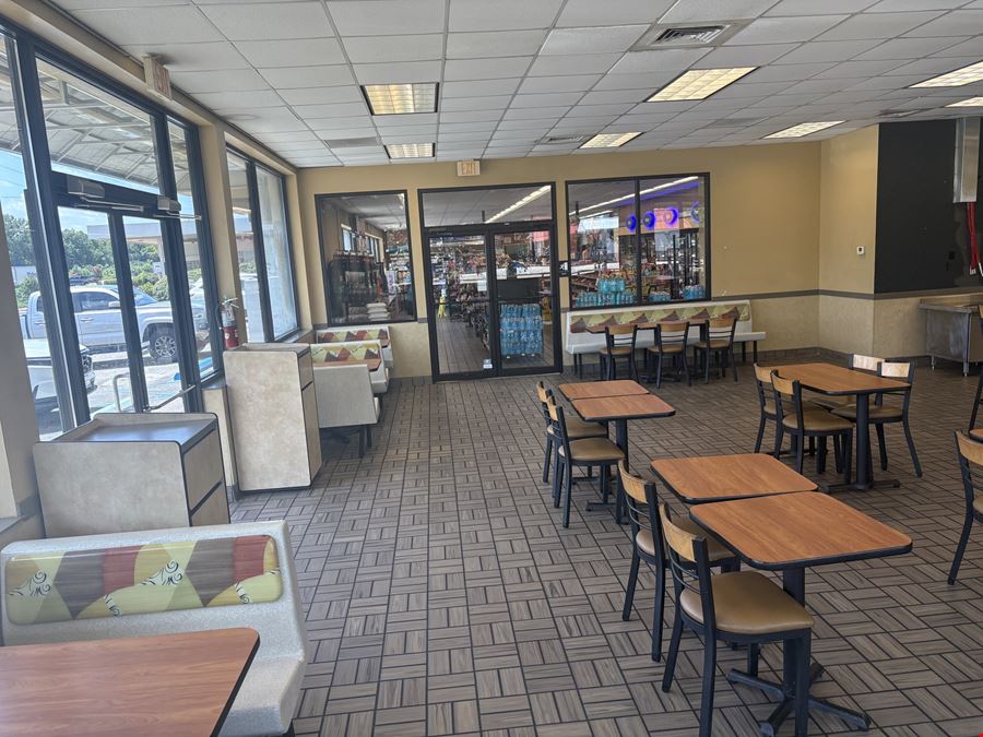 QSR/Fast Casual with Drive Thru