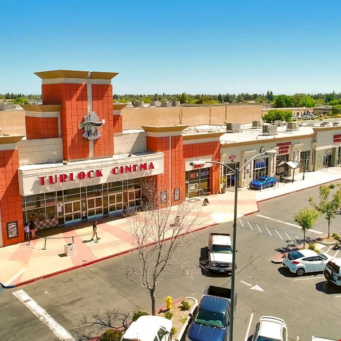 Turlock Cinema Plaza Shopping Center