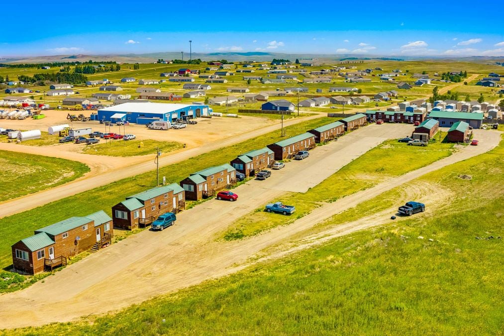 Black Gold Cabins - Watford City, ND