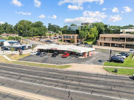 Preview of Retail space for Sale at 1816 E SE Loop 323