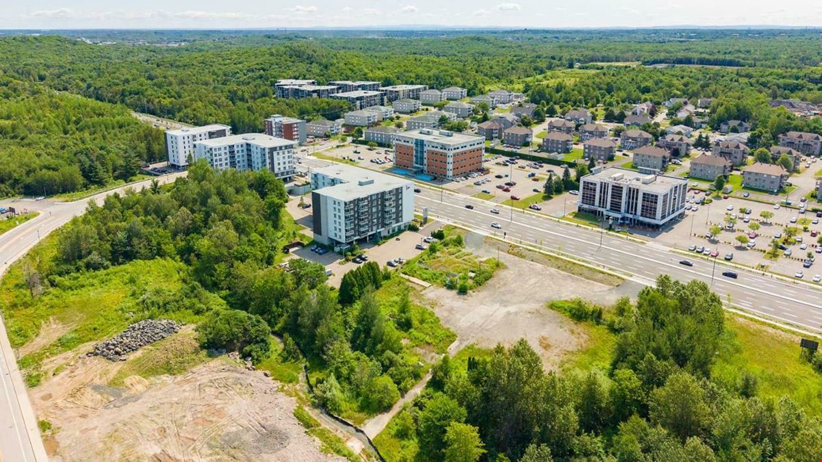 1355 boulevard Guillaume-Couture G6W0S3 — Lévis